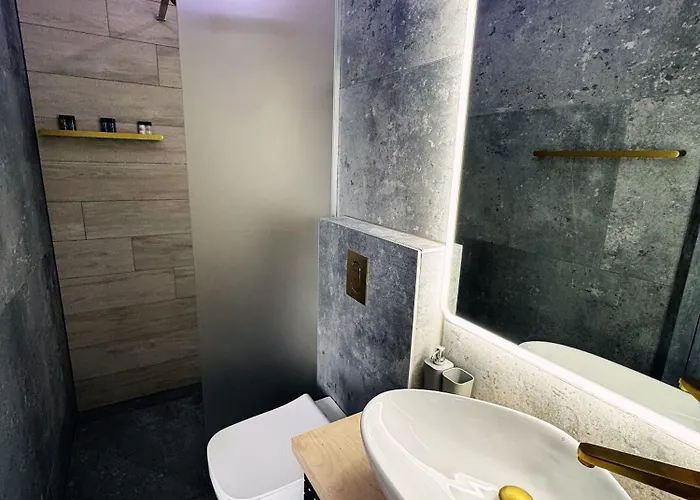 فندق Barocco Park *